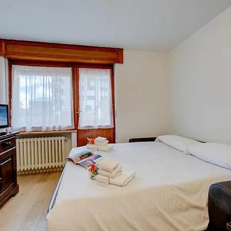 Апартаменты Genzianella In-ski Out 100m - Happy Сестриере