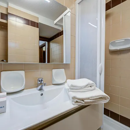 Lejlighed Genzianella In-ski Out 100m - Happy *