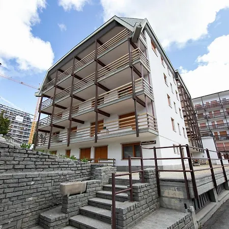 Апартаменты Genzianella In-ski Out 100m - Happy