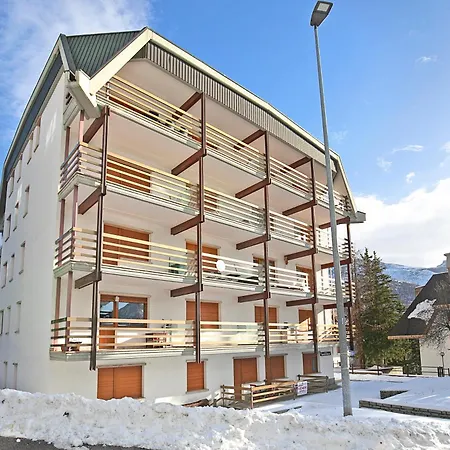 Апартаменты Genzianella In-ski Out 100m - Happy *